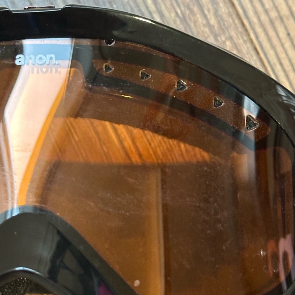 Anon Women’s Snow Goggles - Picture 2 of 6